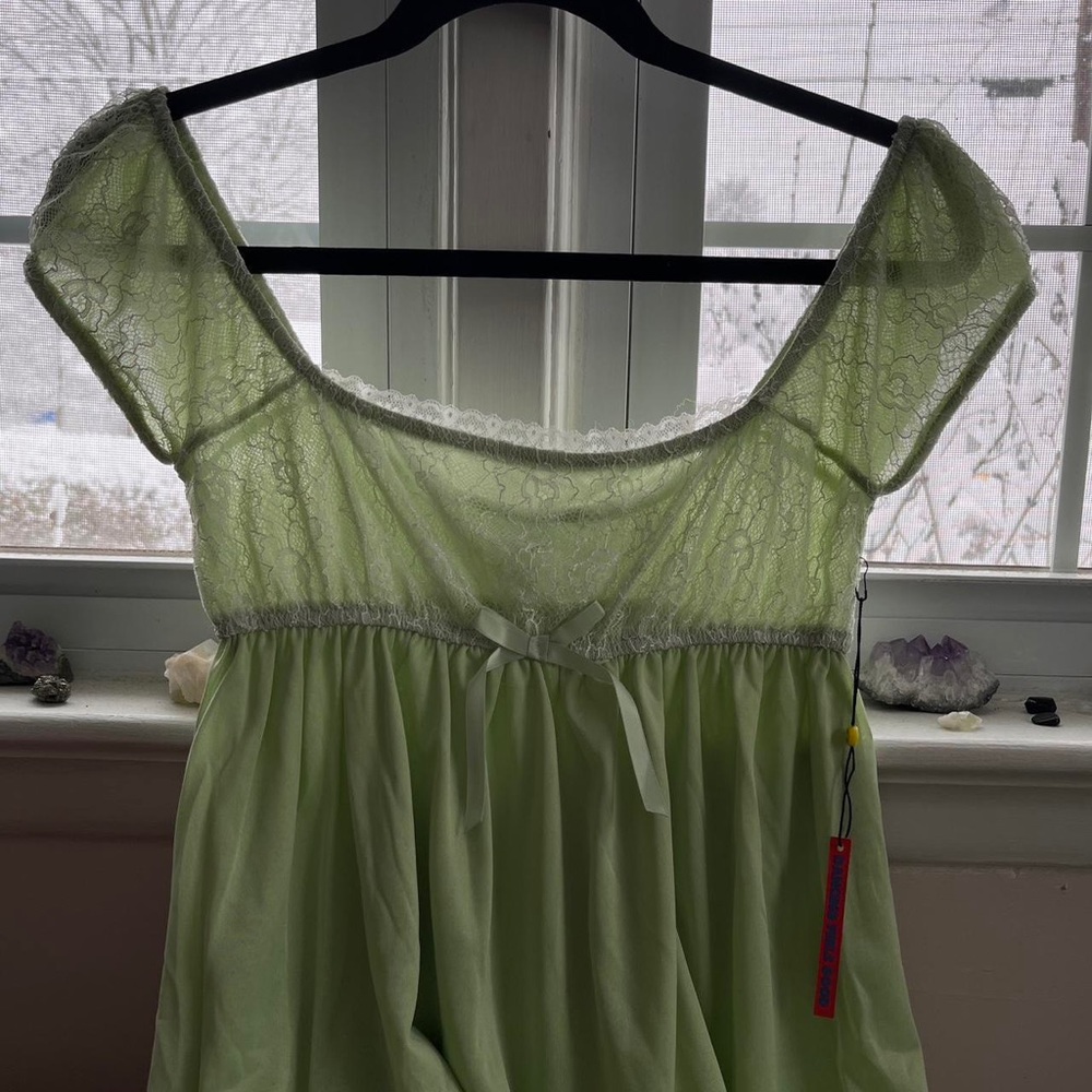 UNIF sprite green lace dress new with tags